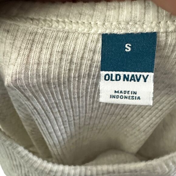 Old Navy Shirt nwt - Picture 4 of 5
